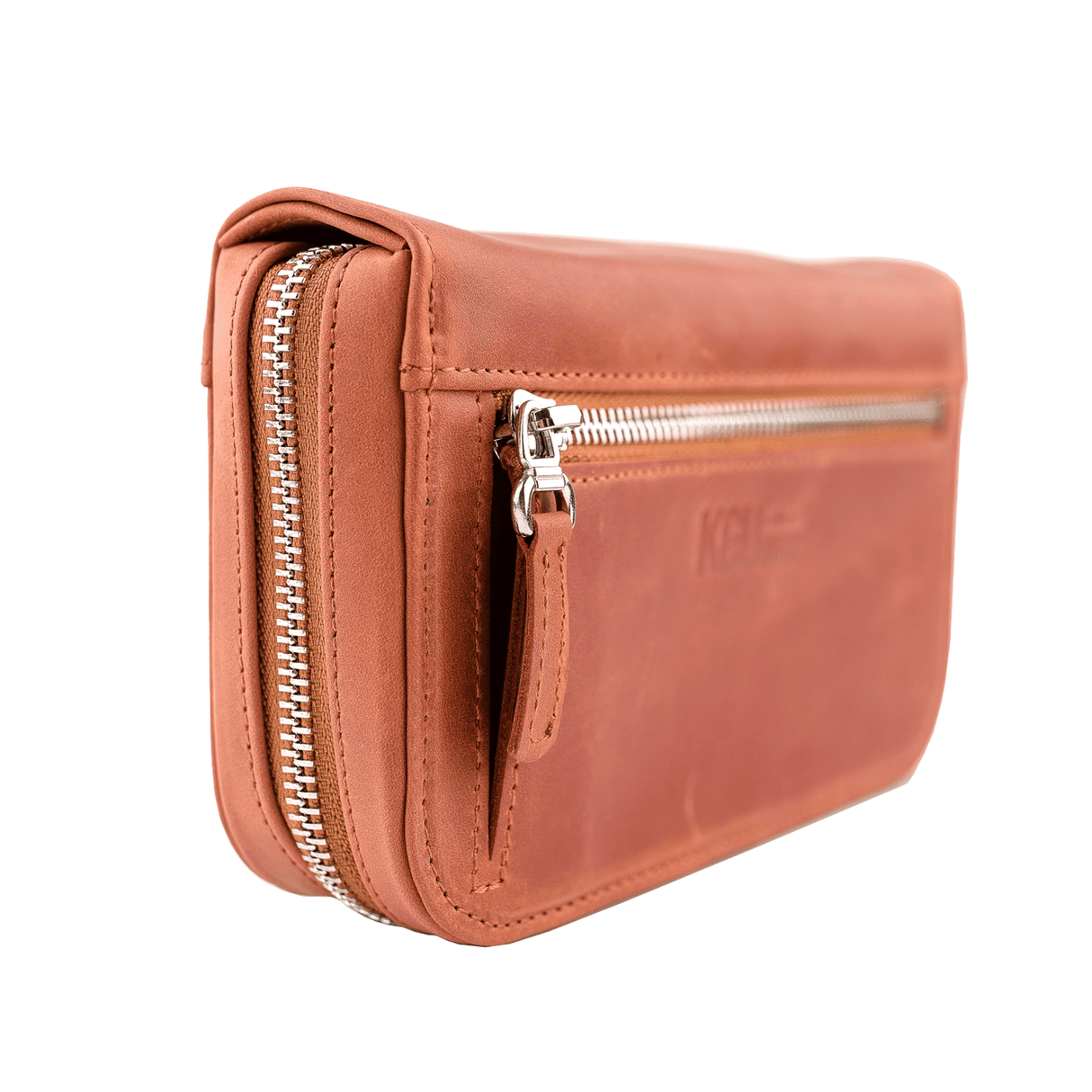 Stylish and compact mouthpiece pouch, designed for traveling musicians.