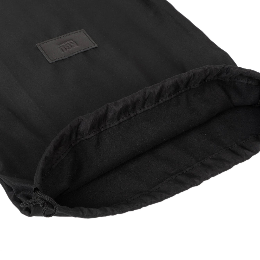 Black shelter bag by KGUmusic for protecting your instrument from tarnish and damage.