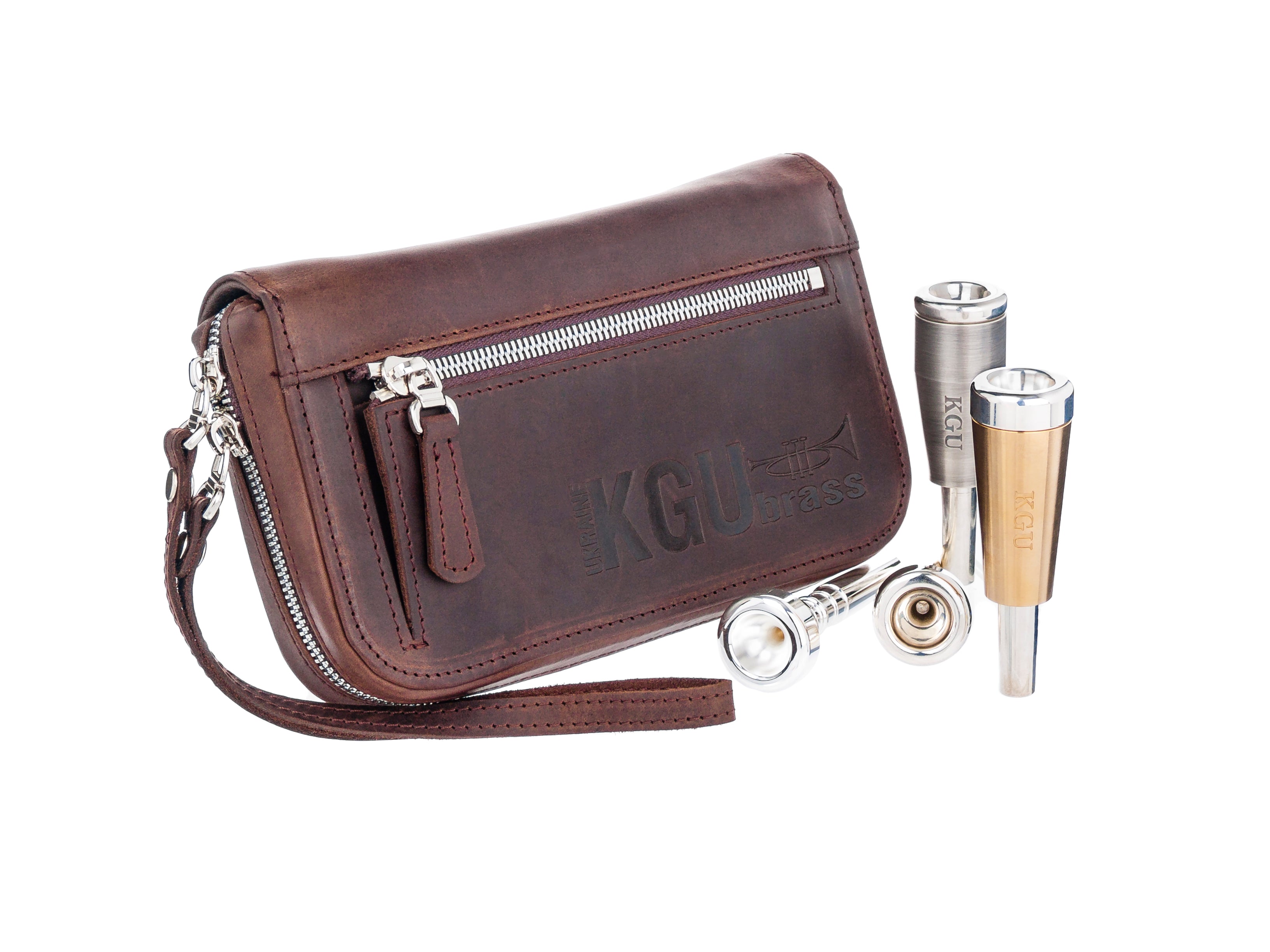 KGUmusic pouch in premium leather, designed to store 4 mouthpieces.