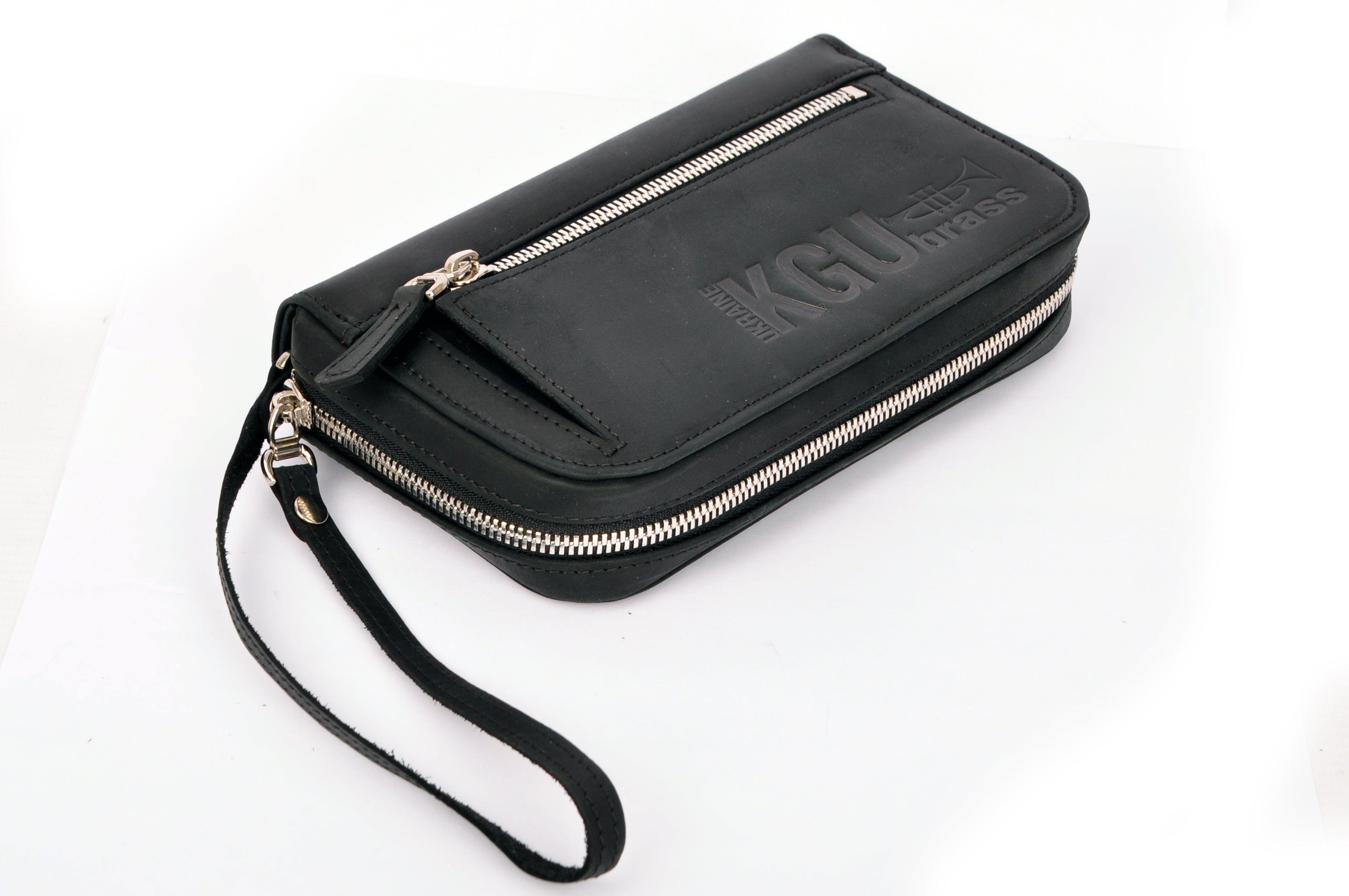 Durable and elegant mouthpiece pouch for secure storage by KGUmusic.